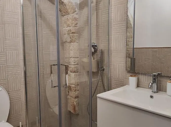 Archi Antichi פוטיניאנו